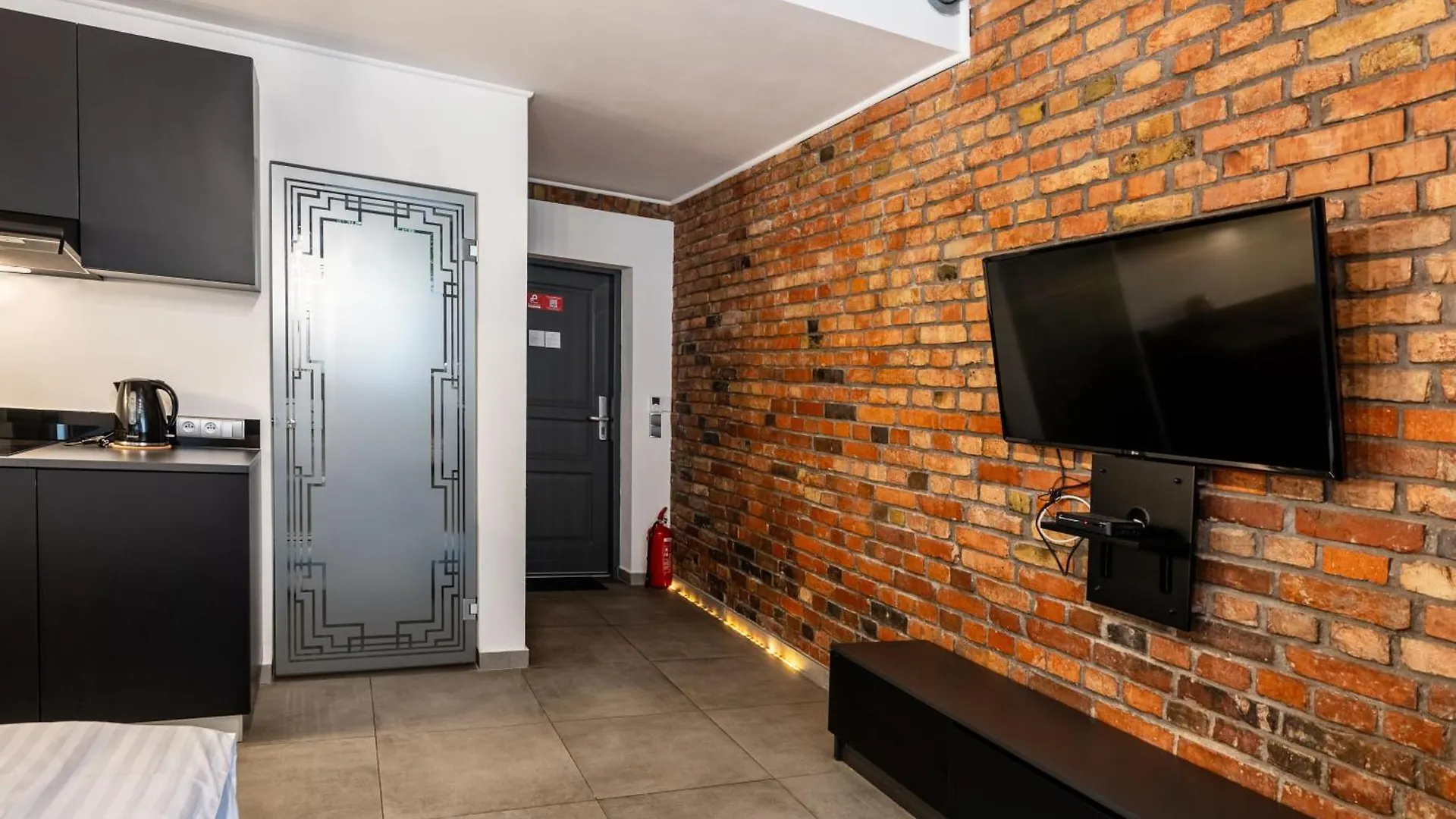 Rentplanet - Studio Kopernika Poznań 0*,  Polska